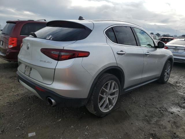 ZASFAKBN2J7B96776 - 2018 ALFA ROMEO STELVIO TI SILVER photo 3