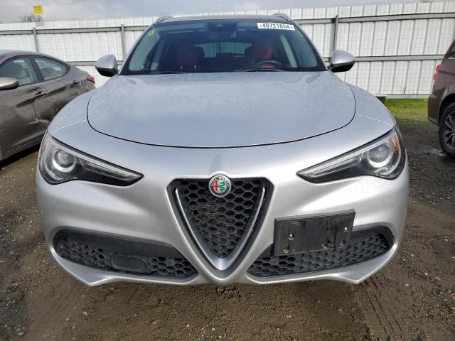 ZASFAKBN2J7B96776 - 2018 ALFA ROMEO STELVIO TI SILVER photo 5