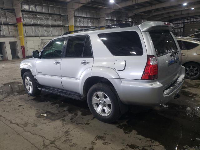 JTEBU14R270109139 - 2007 TOYOTA 4RUNNER SR5 SILVER photo 2