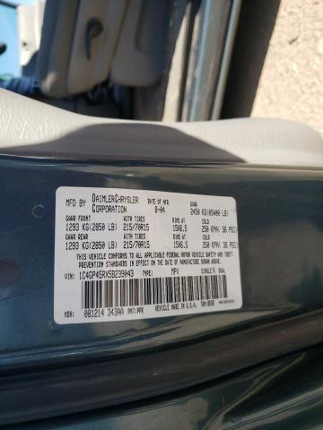 1C4GP45RX5B239043 - 2005 CHRYSLER TOWN & COU მწვანე ფოტო 13