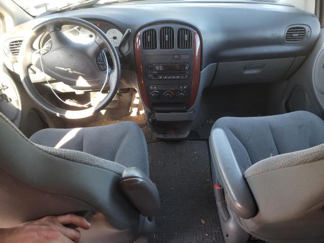 1C4GP45RX5B239043 - 2005 CHRYSLER TOWN & COU მწვანე ფოტო 8