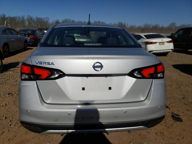 3N1CN8DV2LL823011 - 2020 NISSAN VERSA S SILVER photo 6