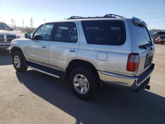 JT3GN86RXX0111819 - 1999 TOYOTA 4RUNNER SR5 SILVER photo 2