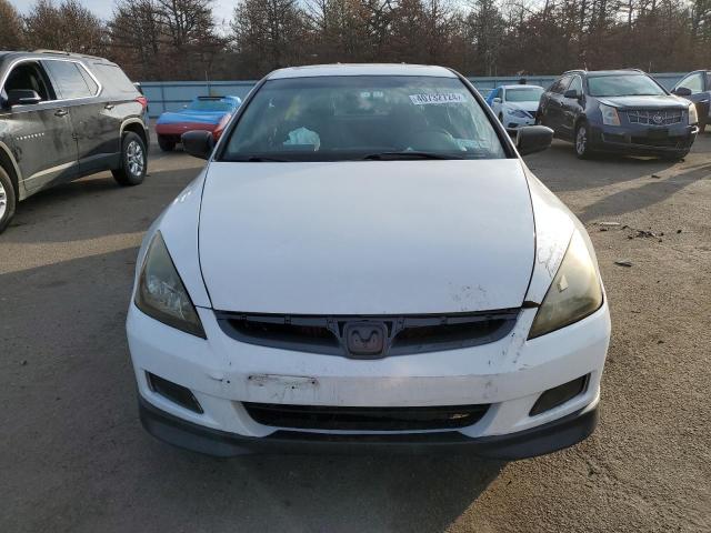 1HGCM66504A049241 - 2004 HONDA ACCORD EX WHITE photo 5