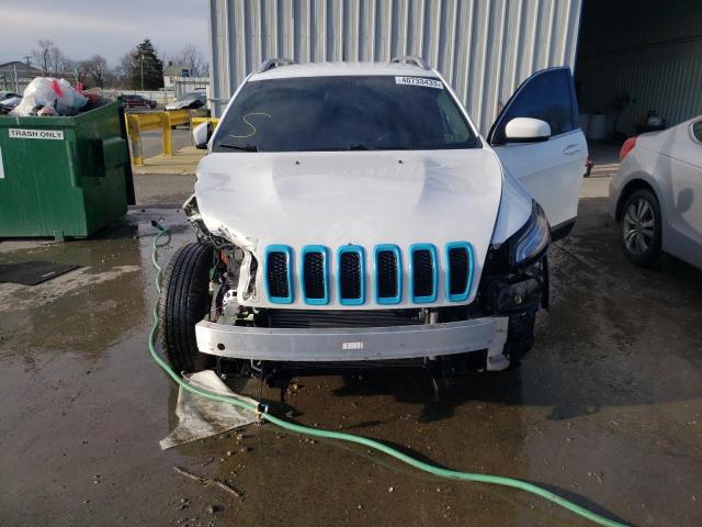 1C4PJLCSXEW106163 - 2014 JEEP CHEROKEE LATITUDE WHITE photo 5