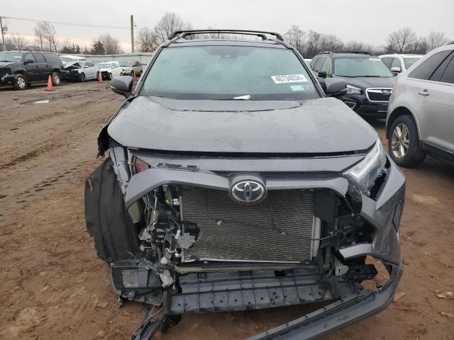 2T3P1RFVXNC300619 - 2022 TOYOTA RAV4 XLE GRAY photo 5