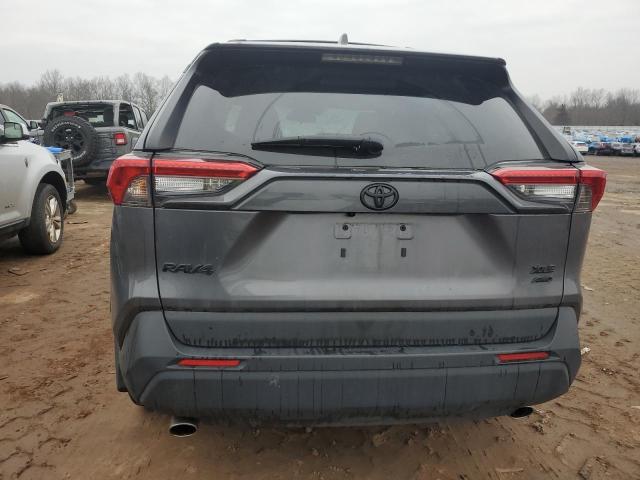 2T3P1RFVXNC300619 - 2022 TOYOTA RAV4 XLE GRAY photo 6