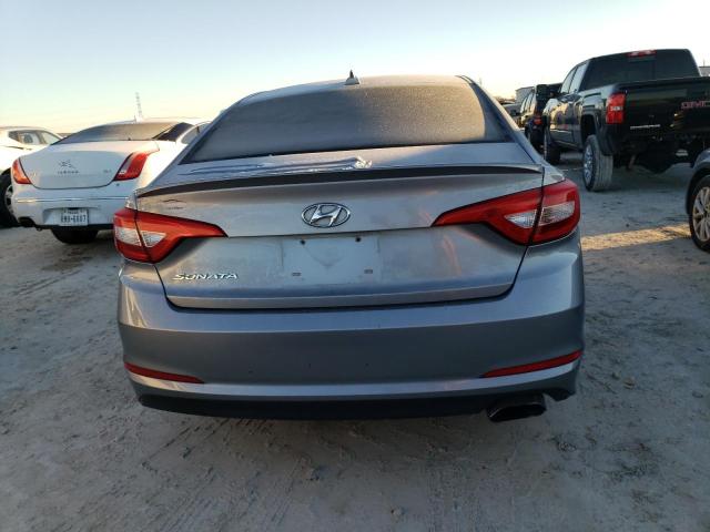 5NPE24AF5HH445410 - 2017 HYUNDAI SONATA SE SILVER photo 6