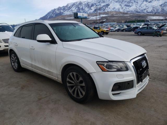 WA1LKAFP4AA029895 - 2010 AUDI Q5 PREMIUM PLUS WHITE photo 4