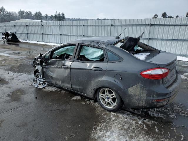 3FADP4BJ4HM165476 - 2017 FORD FIESTA SE GRAY photo 2