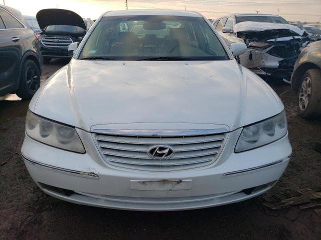 KMHFC46F47A179292 - 2007 HYUNDAI AZERA SE WHITE photo 5