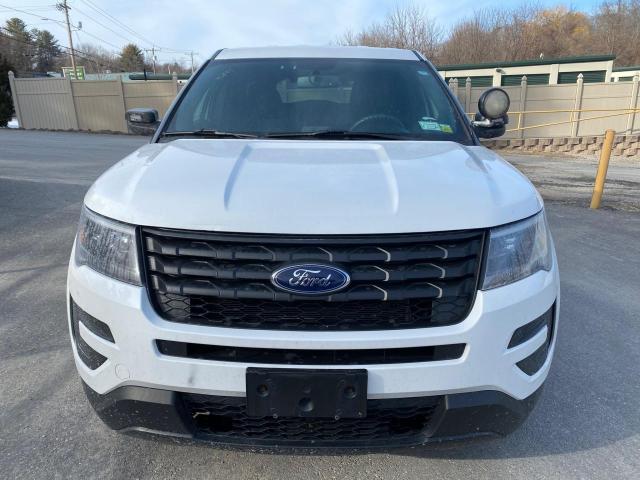 1FM5K8AR1HGC90372 - 2017 FORD EXPLORER POLICE INTERCEPTOR WHITE photo 5
