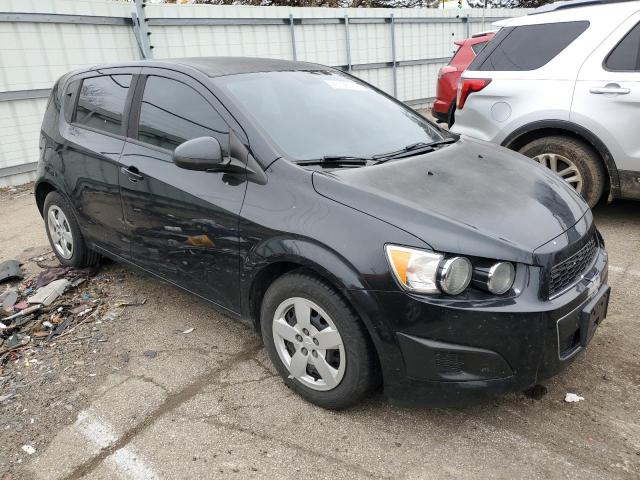 1G1JB6SH1D4141977 - 2013 CHEVROLET SONIC LS BLACK photo 4
