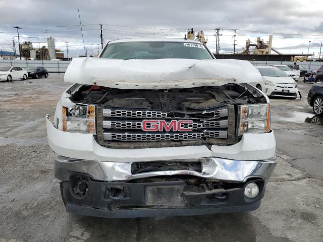 1GT120CG4CF177711 - 2012 GMC SIERRA K2500 SLE WHITE photo 5