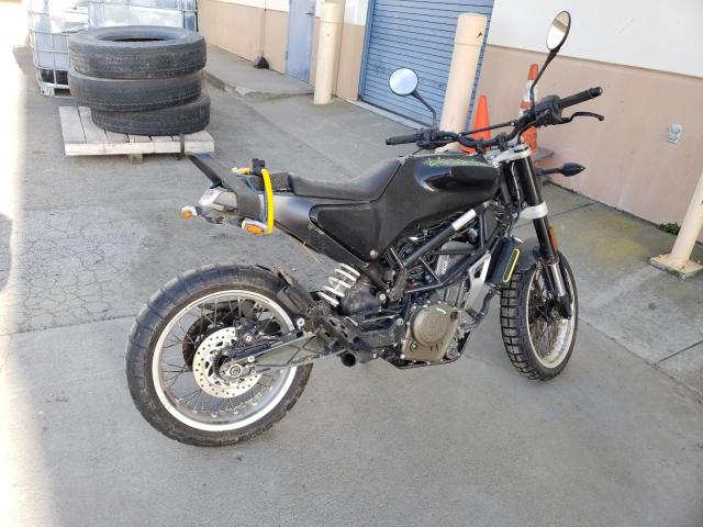 VBKUNJ404KM262388 - 2019 HUSQVARNA SVARTPILEN BLACK photo 4