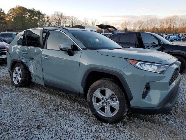 2T3W1RFV3MW108614 - 2021 TOYOTA RAV4 XLE GRAY photo 4