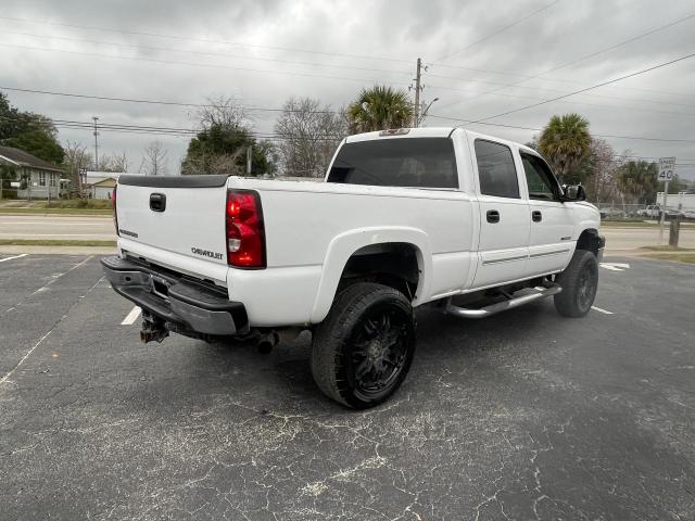 1GCHC23U34F191551 - 2004 CHEVROLET SILVERADO C2500 HEAVY DUTY WHITE photo 3