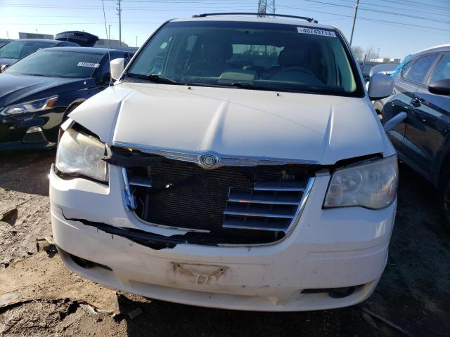 2A8HR54P28R709987 - 2008 CHRYSLER TOWN & COU TOURING თეთრი ფოტო 5
