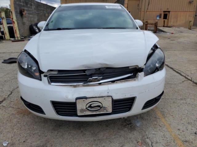 2G1WG5EK4B1287470 - 2011 CHEVROLET IMPALA LT WHITE photo 5