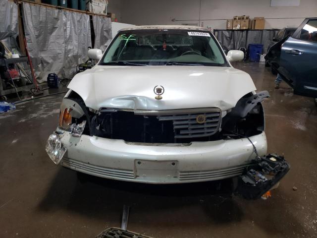 1G6KD54Y71U293743 - 2001 CADILLAC DEVILLE WHITE photo 5