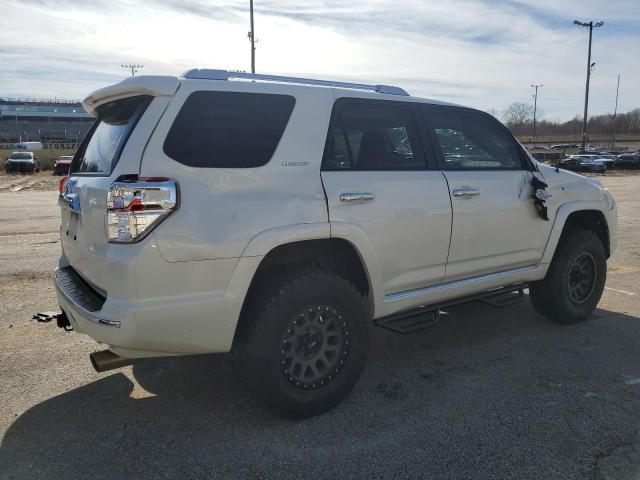 JTEBU5JR8C5104987 - 2012 TOYOTA 4RUNNER SR5 WHITE photo 3