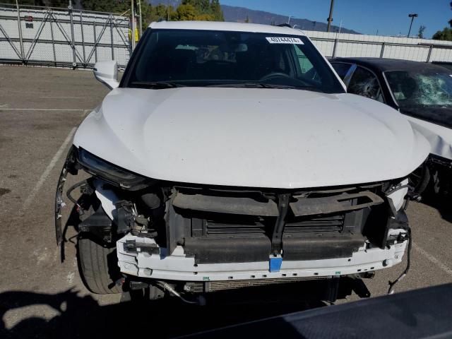 3GNKBCRS9MS554314 - 2021 CHEVROLET BLAZER 2LT WHITE photo 5