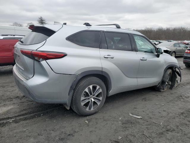 5TDHZRBH1LS519673 - 2020 TOYOTA HIGHLANDER XLE SILVER photo 3