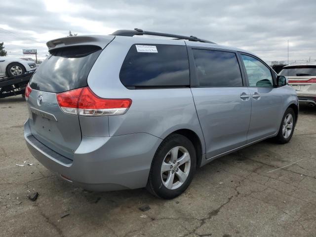 5TDKK3DC1BS166908 - 2011 TOYOTA SIENNA LE SILVER photo 3