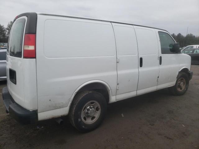 1GCWGFFA5C1109156 - 2012 CHEVROLET EXPRESS G2 WHITE photo 3