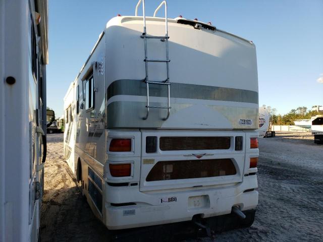 4VZBN22941C037620 - 2001 SPARTAN MOTORS MOTORHOME 4VZ WHITE photo 3