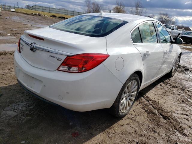 W04GT5GC2B1032202 - 2011 BUICK REGAL CXL WHITE photo 3