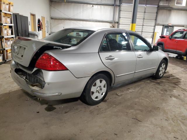 1HGCM56416A037622 - 2006 HONDA ACCORD LX SILVER photo 3