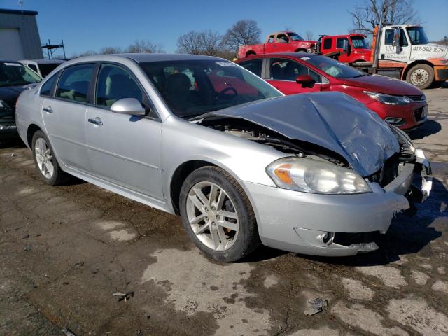 2G1WU57M491315060 - 2009 CHEVROLET IMPALA LTZ SILVER photo 4