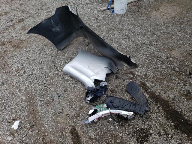 1NXBU4EE6AZ385336 - 2010 TOYOTA COROLLA BASE SILVER photo 12