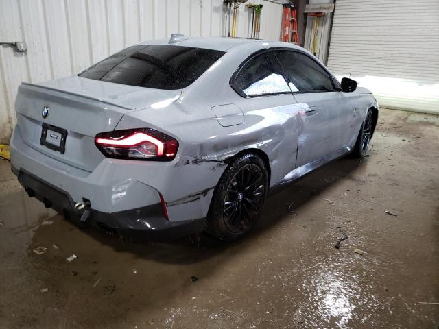 3MW23CM08N8C49913 - 2022 BMW 230I GRAY photo 3