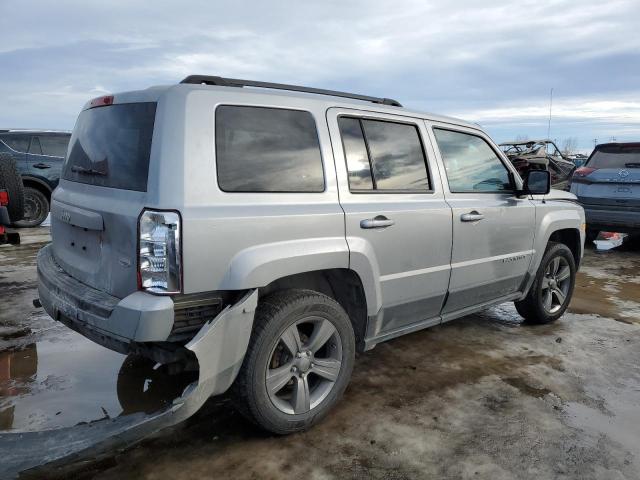 1C4NJRAB3FD424734 - 2015 JEEP PATRIOT GRAY photo 3