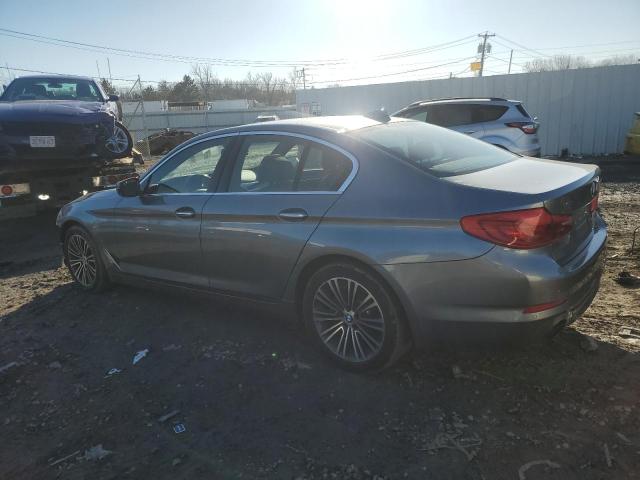 WBAJA7C57JWA74760 - 2018 BMW 530 XI GRAY photo 2