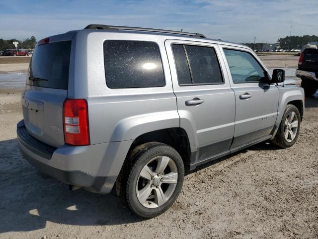 1C4NJPFA1HD148593 - 2017 JEEP PATRIOT LATITUDE SILVER photo 3