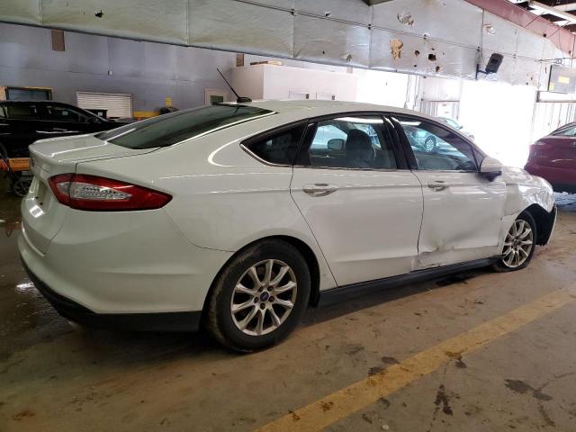 3FA6P0G70FR134613 - 2015 FORD FUSION S WHITE photo 3