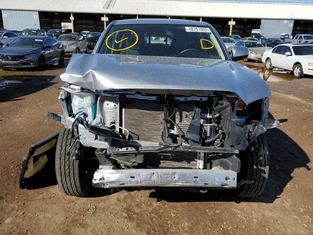 3TMCZ5ANXKM275840 - 2019 TOYOTA TACOMA DOUBLE CAB SILVER photo 5