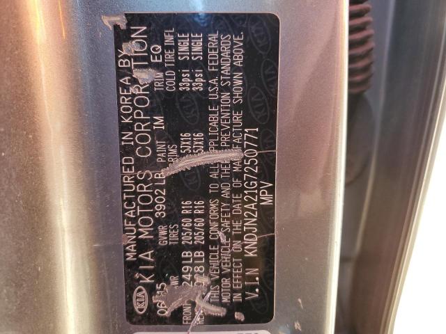 KNDJN2A21G7250771 - 2016 KIA SOUL GRAY photo 12