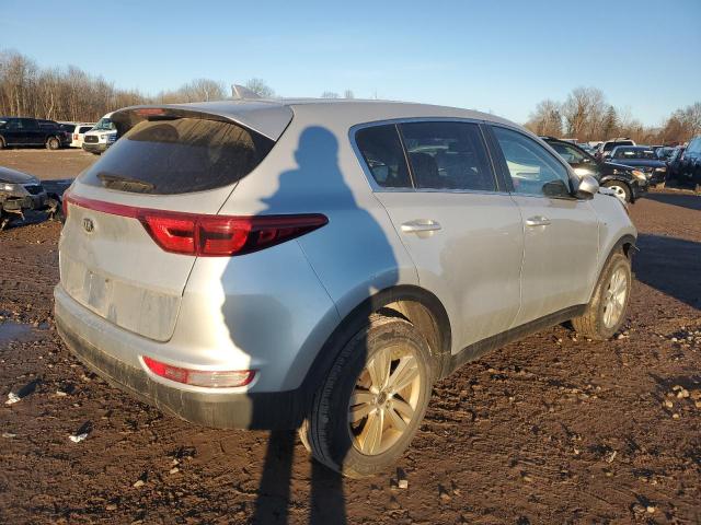 KNDPMCACXJ7420371 - 2018 KIA SPORTAGE LX SILVER photo 3