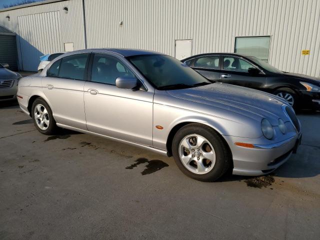 SAJDA01NX1FM03573 - 2001 JAGUAR S-TYPE SILVER photo 4