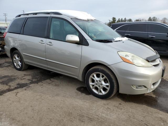 5TDBA22C96S055271 - 2006 TOYOTA SIENNA XLE SILVER photo 4