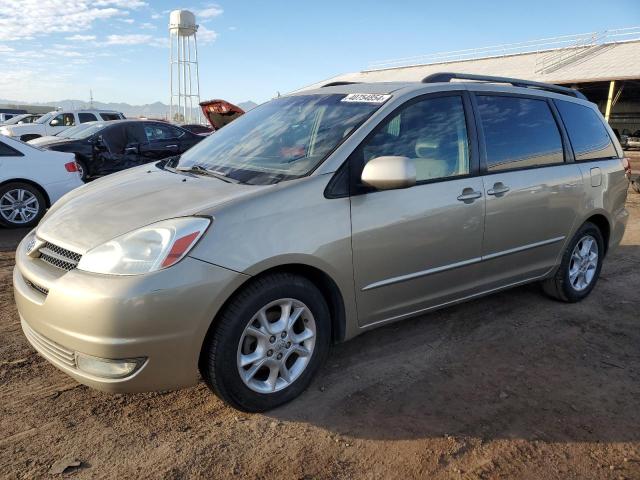 5TDZA22C55S278047 - 2005 TOYOTA SIENNA XLE GOLD photo 1