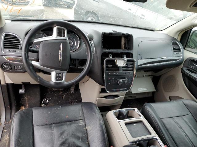 2C4RC1BG5DR745403 - 2013 CHRYSLER TOWN & COU TOURING ვერცხლისფერი ფოტო 8