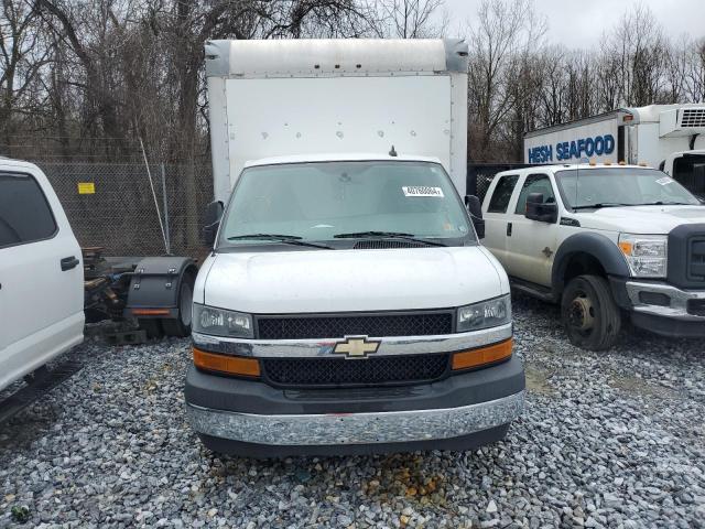 1HA3GSCG4KN013428 - 2019 CHEVROLET EXPRESS G3 WHITE photo 5