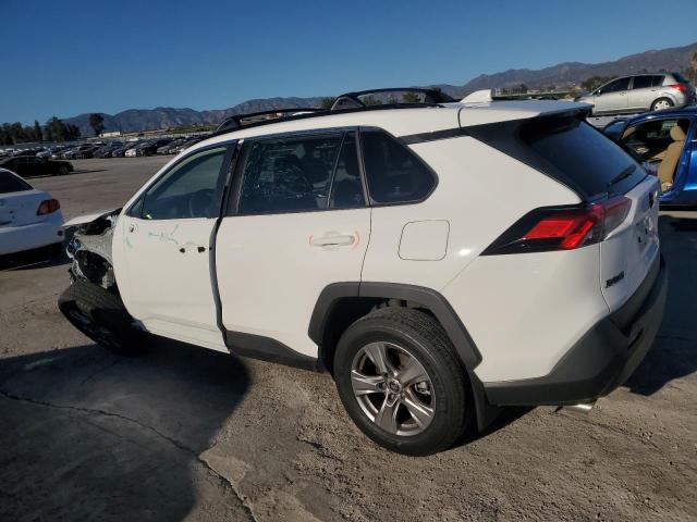 JTMW1RFVXPD105405 - 2023 TOYOTA RAV4 XLE WHITE photo 2