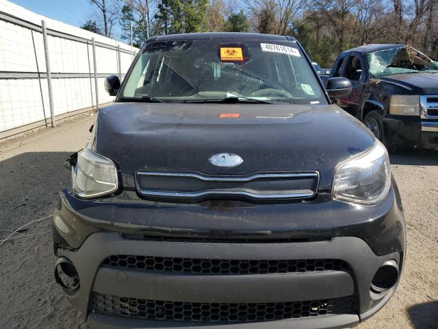 KNDJN2A25K7682739 - 2019 KIA SOUL BLACK photo 5