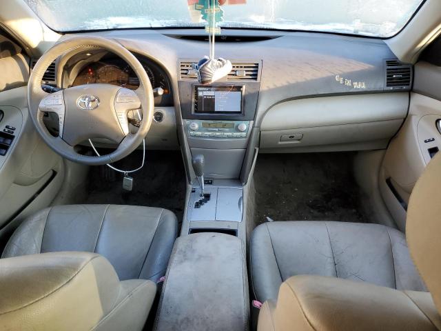 JTNBB46K873027678 - 2007 TOYOTA CAMRY HYBRID BEIGE photo 8